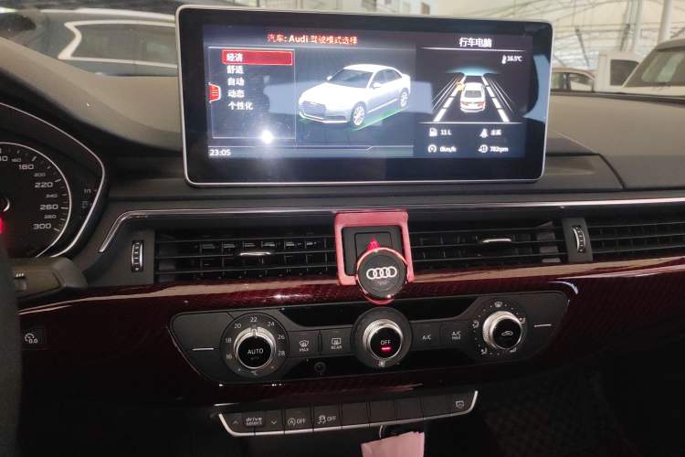 Used Audi A4L 2017 40 TFSI Ambition Edition
