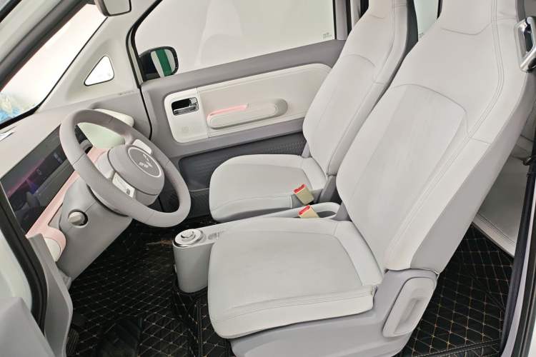 Used Wuling Air ev 2023 - Four Seats - Advanced Edition
