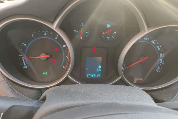 Used Chevrolet Cruze 2014 1.6L SL Millionth Anniversary Edition MT