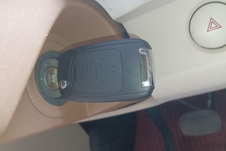 Used Wuling Hongguang MINIEV 2024 3rd Generation 215km Youth Edition Vehicle Key