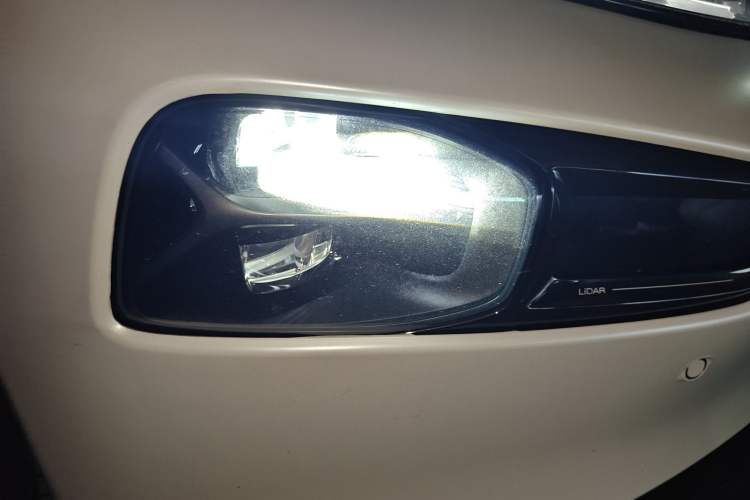 Used XPeng P7 2023 P7i 702 Max Right Front Headlight