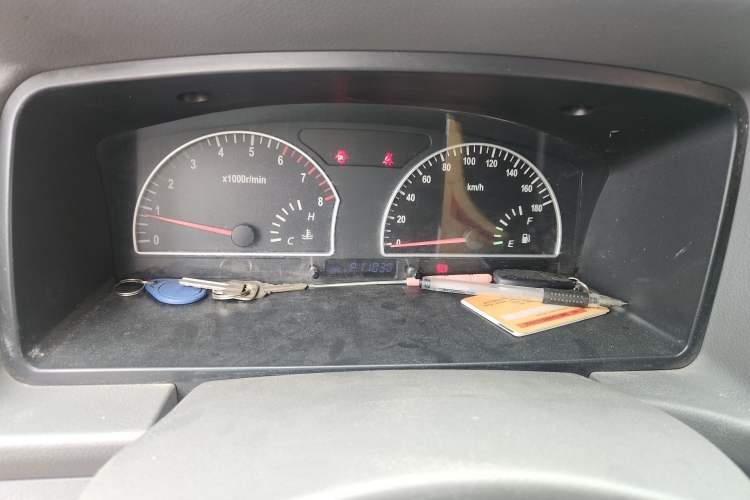 Used Dongfeng Shuaike 2011 1.6L Manual Practical 7-Seater