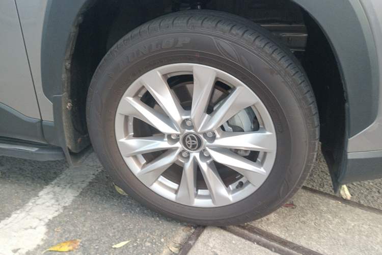 Used Toyota Corolla Cross 2024 2.0L Smart Electric Hybrid Dual-Engine Pioneer Edition