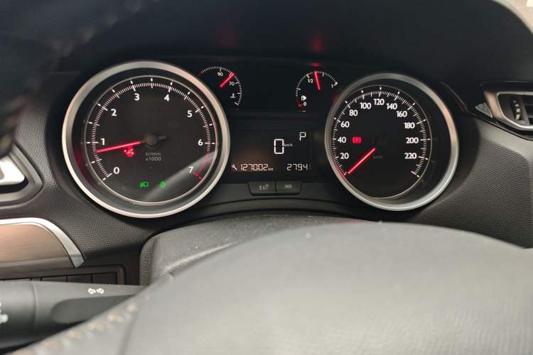 Used Peugeot 408 2015 1.2T Automatic Luxury Edition Odometer Close Up