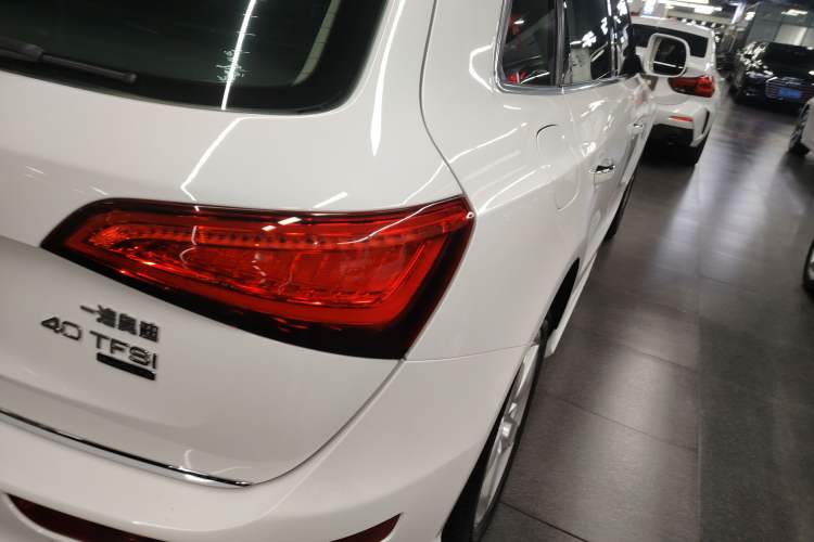 Used Audi Q5 2017 Plus 40 TFSI Ambition Model