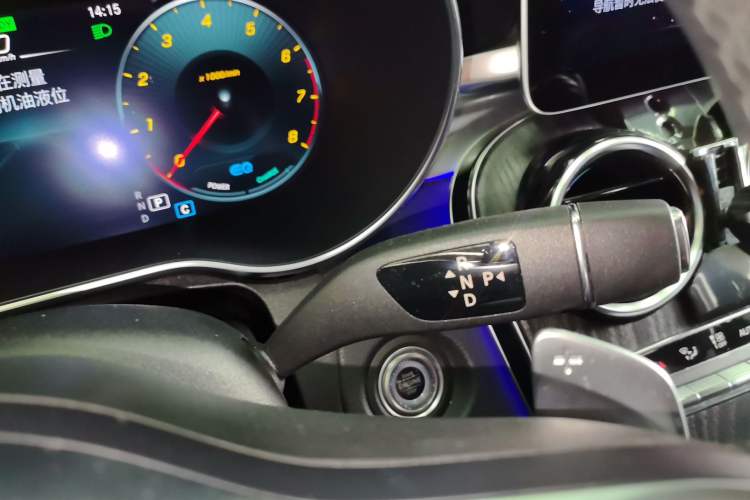 Used Mercedes-Benz C-Class 2020 Restyled C 260 L Sport Edition Gear Lever