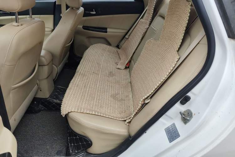 Used CHANGAN Eado 2015 1.6L Manual Luxury Model China IV Standard Left Rear Seat