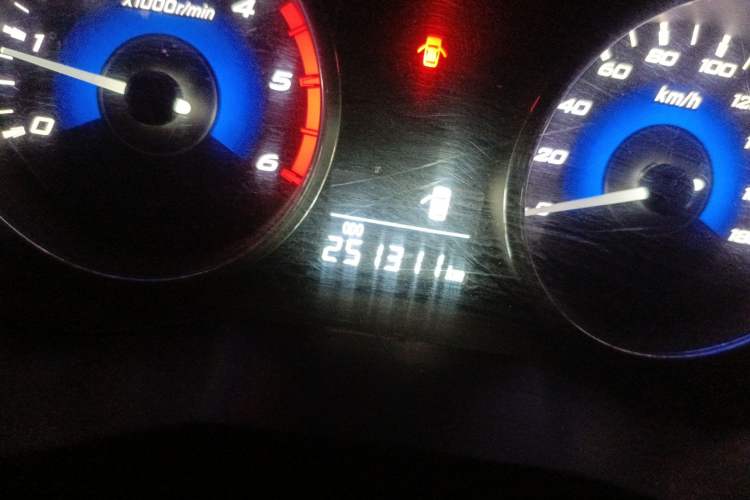 Used Zxauto Little Tiger 2015 2.4T Standard Edition Big Double Cab 4D25
