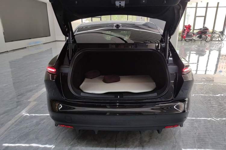 Used Nio ET5 2024 75 kWh