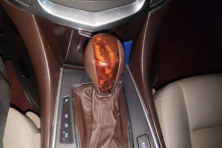 Used Cadillac SRX 2010 3.0L Luxury Edition
