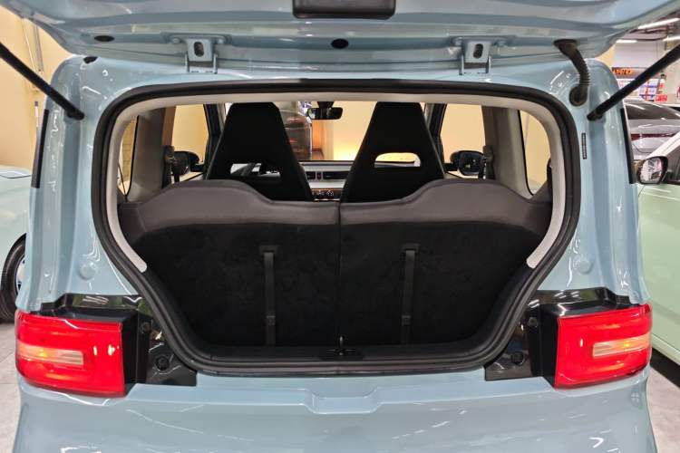 Used Wuling Hongguang MINIEV 2022 Zizai Version Lithium Iron Phosphate Trunk