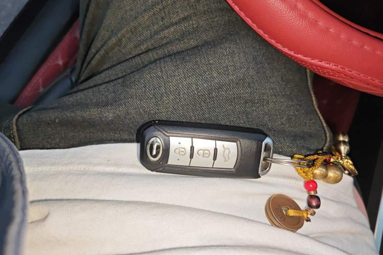 Used GAC Trumpchi GA5 2013 1.8T Automatic Luxury Edition Vehicle Key