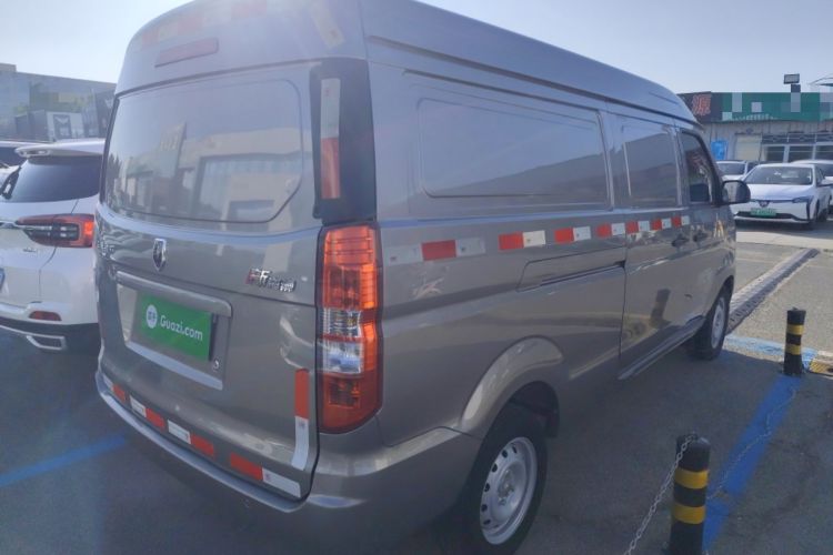 Used Jinbei New Hiace X30L 2021 1.5L Wealth Van Non-Air-Conditioned Version China VI Standard SWC15M
