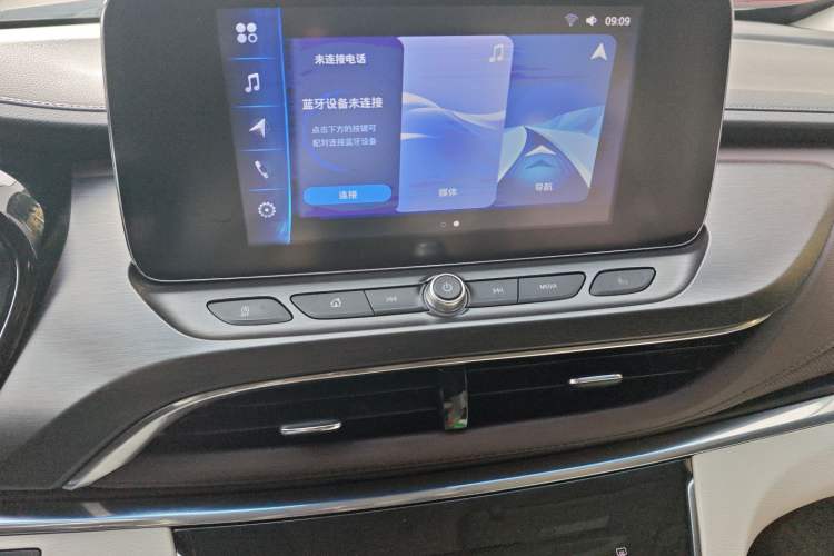 Used Buick GL8 2022 Land Cruiser Executive Class 652T Comfort Model Audio And AC Panel