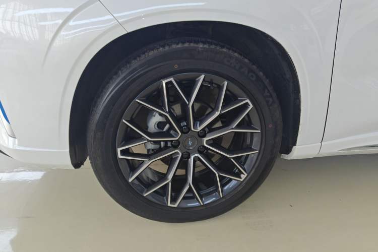 Used Oshan Z6 New Energy 2023 ZhiDian iDD 150KM Flagship PLUS