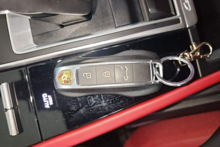 Used Porsche Cayenne 2019 Cayenne 3.0T Interior 1