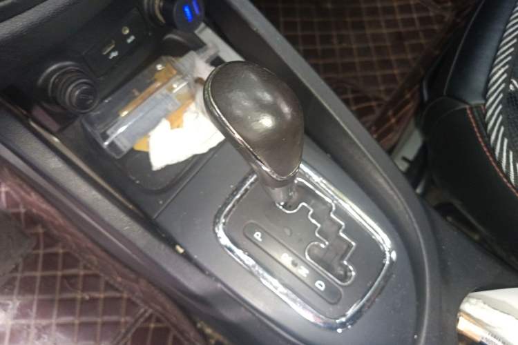 Used Changan CS35 2014 1.6L Automatic Luxury Model China IV Standard