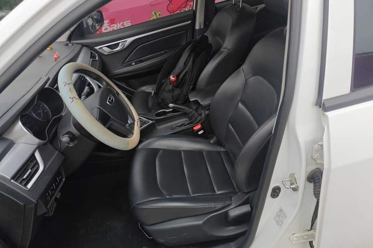 Used Geely Auto Vision 2020 Revised Version 1.5L CVT Asian Games Edition Left Front Seat