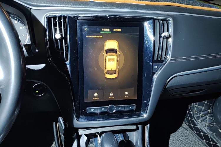 Used Roewe i6 2017 20T Automatic Internet Smart Edition
