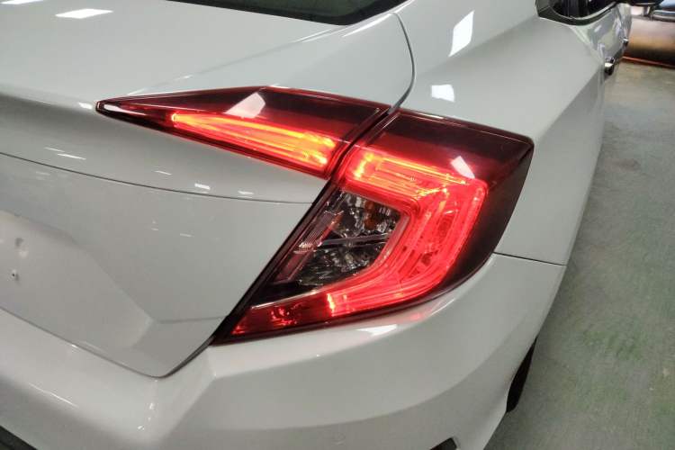 Used Honda Civic 2016 220TURBO CVT Prestige Edition Right Rear Taillight