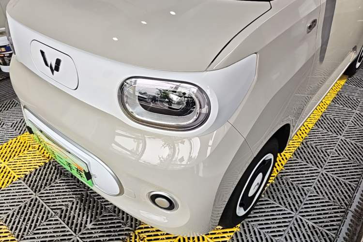 Used Wuling Hongguang MINIEV 2024 3rd Generation 215km Youth Edition
