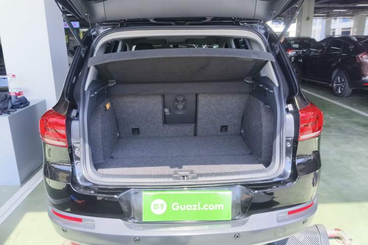 Used Volkswagen Tiguan 2016 300TSI Automatic Two-Wheel Drive Luxury Edition Trunk