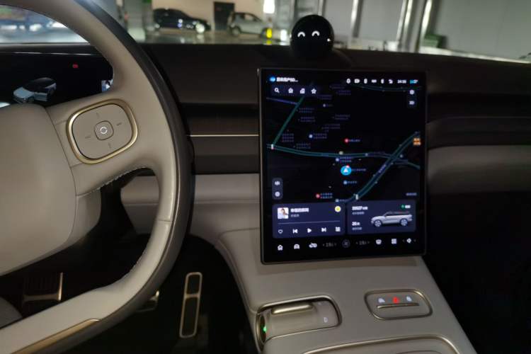 Used Nio ES8 2023 75 kWh Executive Edition
