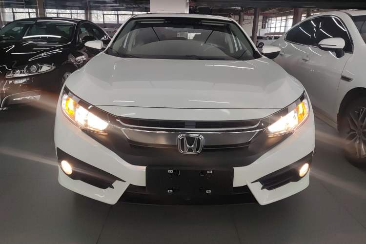 Used Honda Civic 2016 220TURBO CVT Luxury Edition