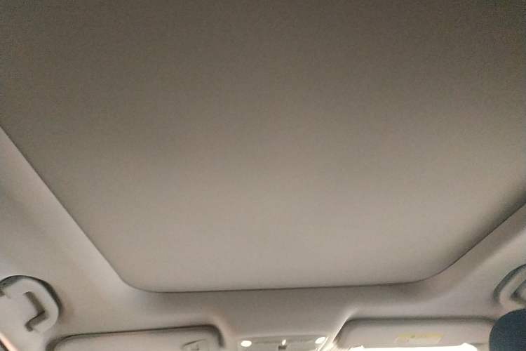 Used Nissan Murano 2019 2.5L XL Two-Wheel Drive Smart Connect Luxury Edition China VI Standard