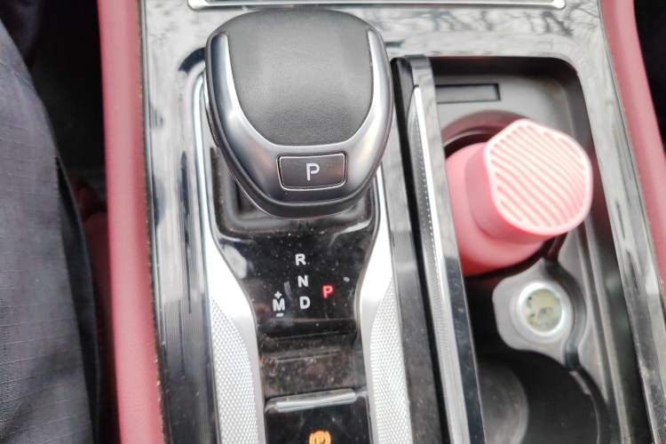 Used Hongqi H5 2023 2.0T Automatic Smart Connect Flagship Edition