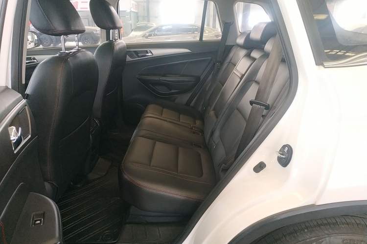 Used CHANGAN CS75 2016 2.0L Manual Leading Version China V Standard Left Rear Seat