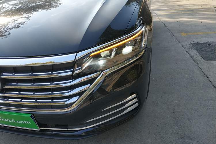 Used Volkswagen Viloran 2023 380TSI Prestige Edition
