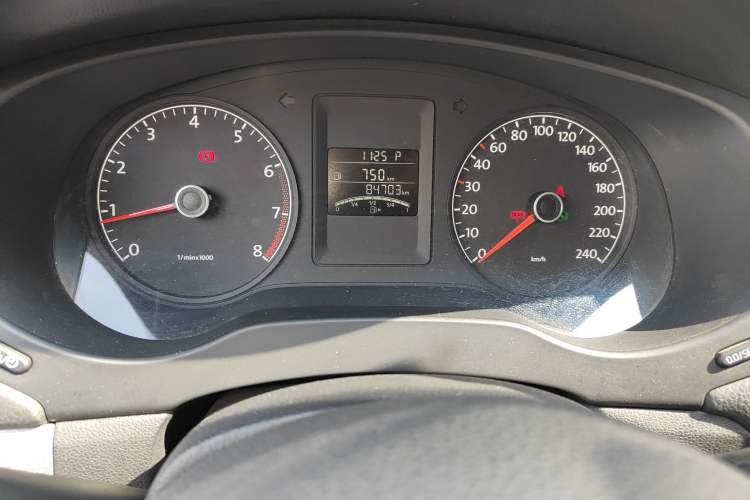 Used Volkswagen Sagitar 2014 Revised Version 1.6L Automatic Comfort Edition
