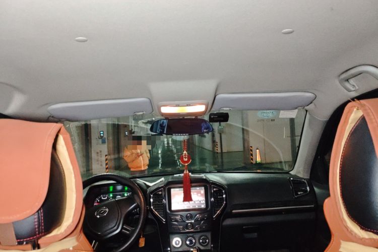 Used Land X8 2015 Explorer Edition 2.0T Gasoline 4x2 Luxury Model