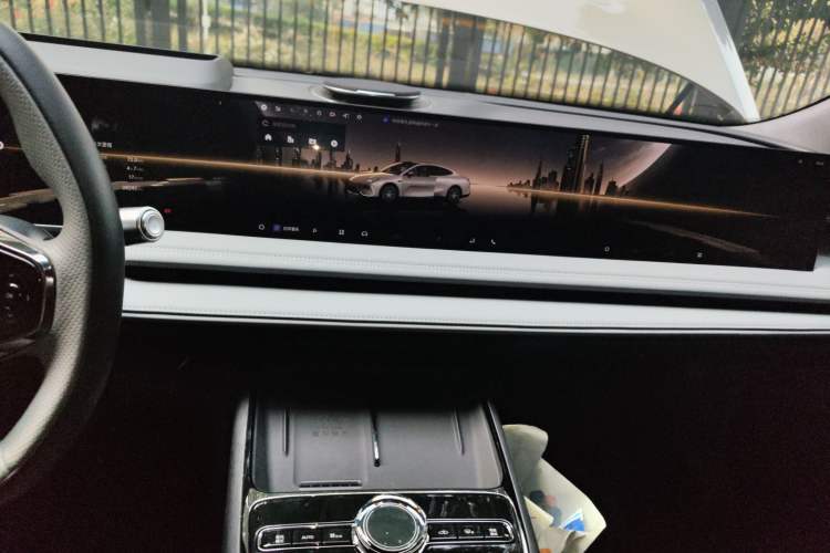 Used Geely Galaxy E8 2025 575 km Exploration Intelligent Driving Edition