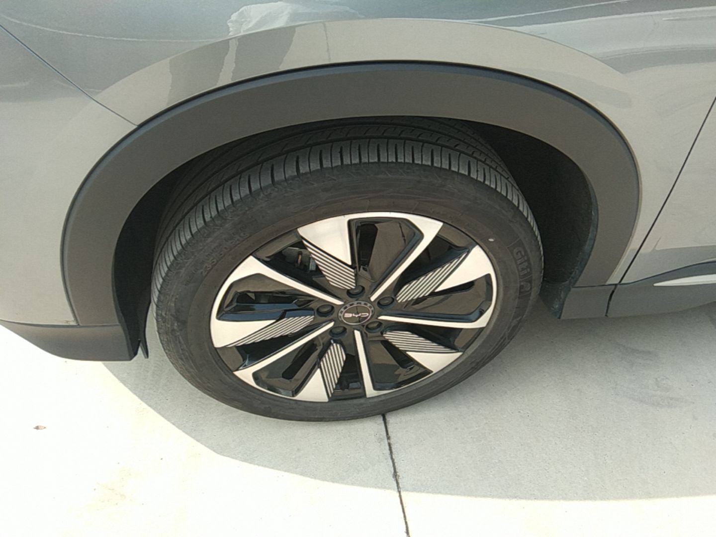 BYD Song PLUS New Energy 2025 EV 520km Premium Version — снимка 10