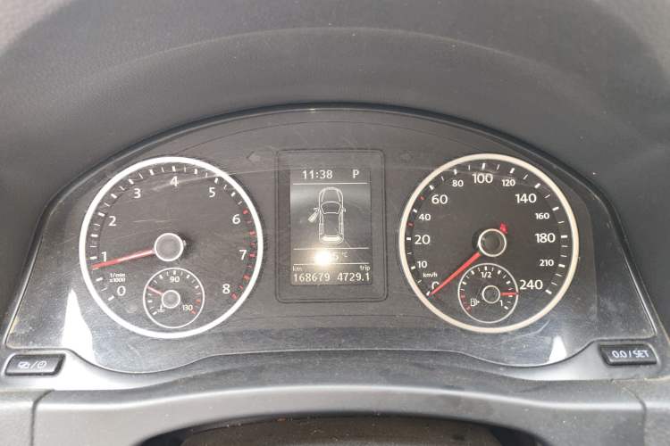 Used Volkswagen Tiguan 2016 300TSI Automatic Two-Wheel Drive Trend Edition Instrument Cluster