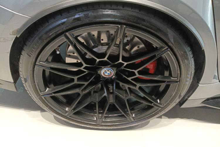 Used BMW M3 2023 M3 Sedan Thunder Edition Right Rear Wheel Hub