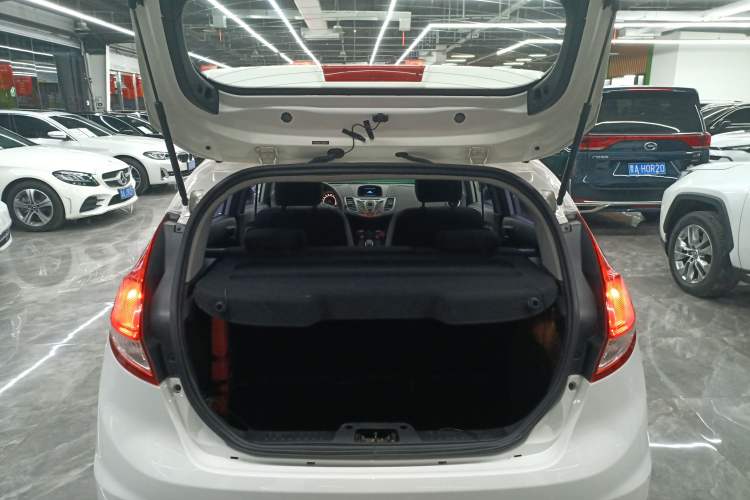 Used Ford Fiesta 2013 Hatchback 1.5L Automatic Fashion Edition
