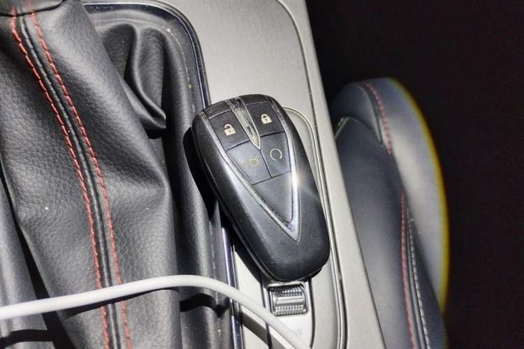 Used CHANGAN OSHAN X7 2021 1.5T Automatic Luxury Model Vehicle Key