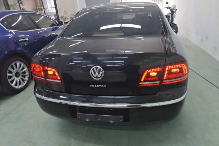 Used Volkswagen Phaeton 2014 3.0L Business Model