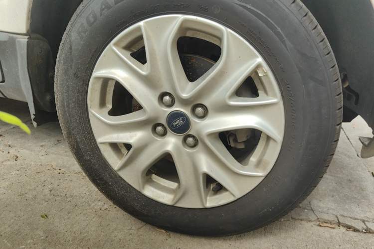 Used Ford EcoSport 2013 1.5L Automatic Fashion Model