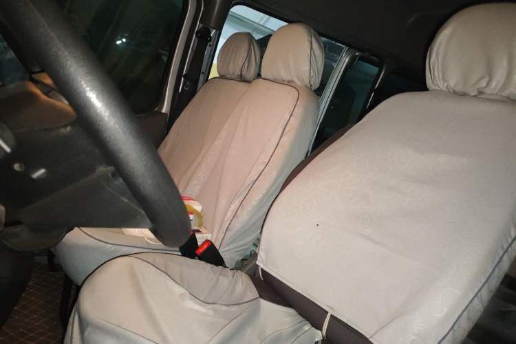 Used JMC Transit 2019 2.8T Commercial Version Short Wheelbase Mid-Roof 6-Seater China VI JX493