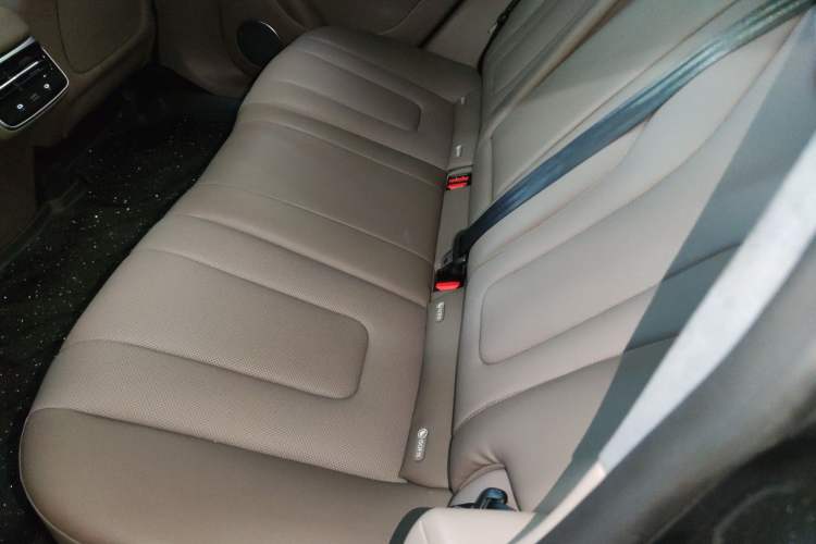 Used Hima Luxeed R7 2025 Range-Extended Version 251 km Max
