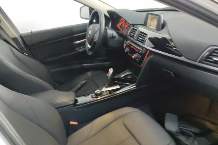 Used BMW 3 Series 2017 320Li Fashion Model