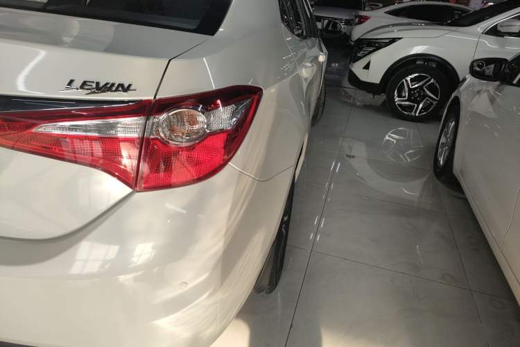 Used Toyota Levin 2014 1.6G CVT Elite Edition
