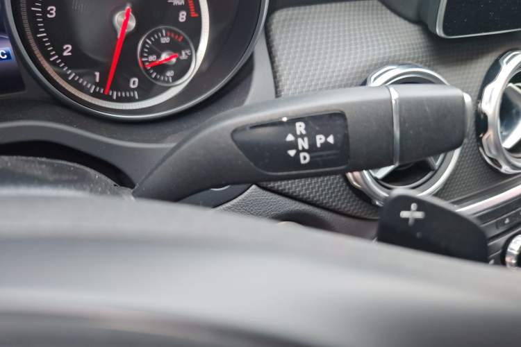 Used Mercedes-Benz GLA 2017 GLA 200 Fashion Model
