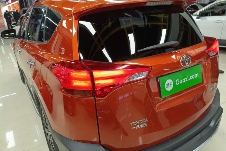 Used Toyota RAV4 2013 2.5L Automatic 4x4 Prestige Edition