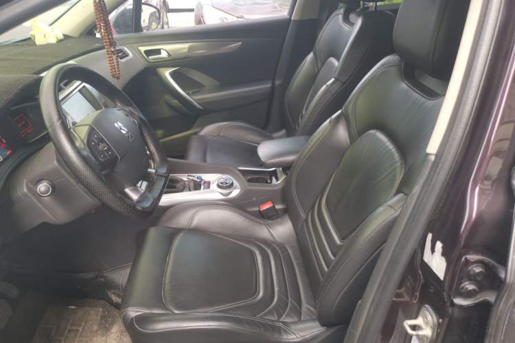 Used DS 6 2014 1.6T Luxury Edition THP160

