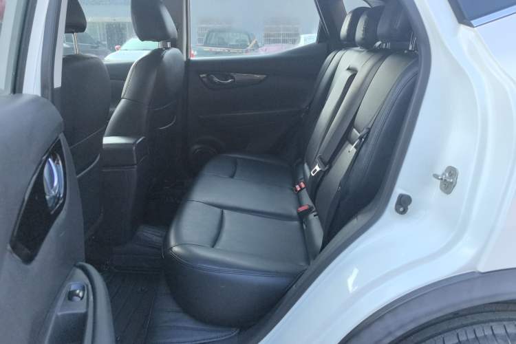 Used Nissan Qashqai 2017 2.0L CVT Elite Edition China VI Standard
